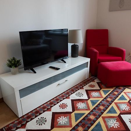 2Ndhomes Central 1Br Apartment With Great Location By Kaisaniemi Park Helsingfors Exteriör bild