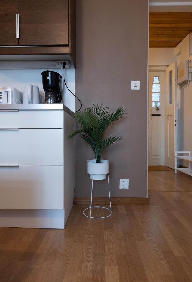 2Ndhomes Central 1Br Apartment With Great Location By Kaisaniemi Park Helsingfors Exteriör bild